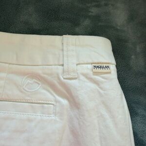Magellan Outdoors White Women's Shorts